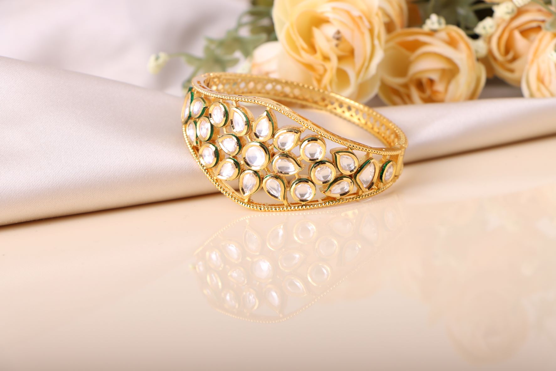 White Gold Plated Kundan And Pearl Hath Phool Ring BraceletDefault Title |  Sparkle bracelet, White gold, Ring bracelet