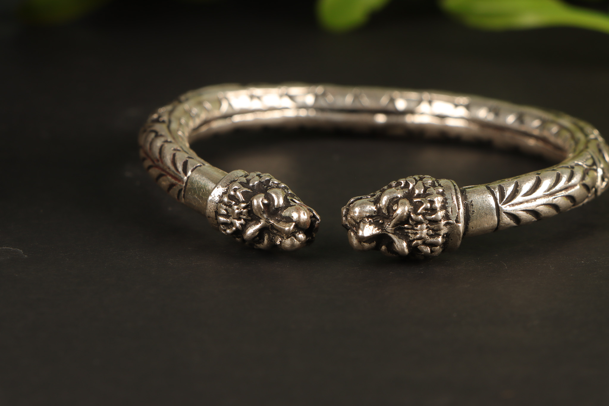 Grand Kundan Bracelet Antique Gold Inspired Jewellery Designs Online B25050